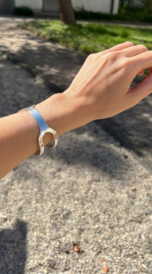 DOUBLE GAP CUFF