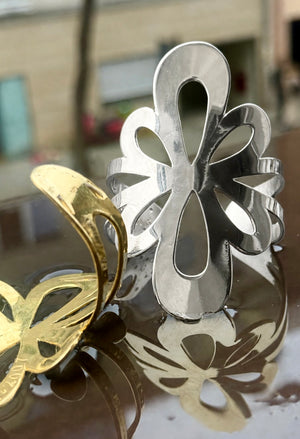 FLOWER CUFF