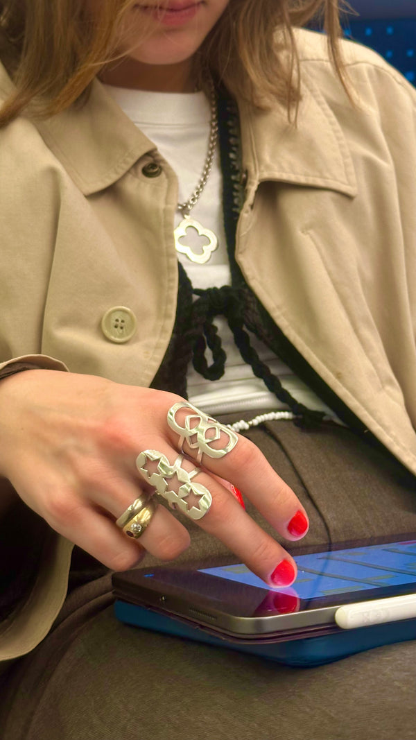 STAR ORBIT RING