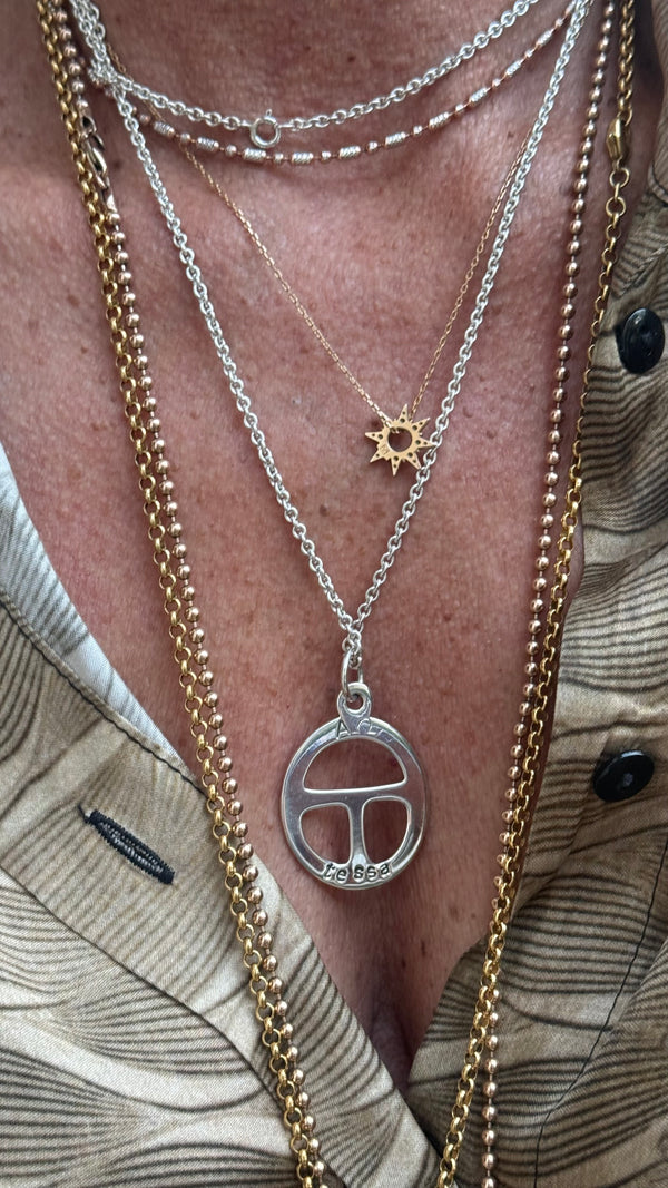 T-CROSS NECKLACE MEDIUM