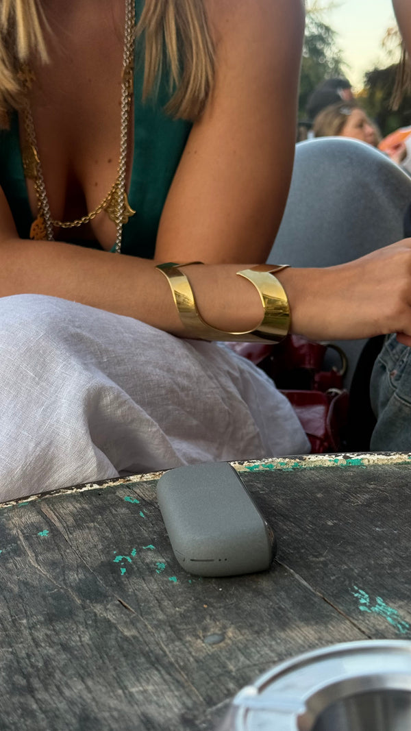 LOVE CUFF