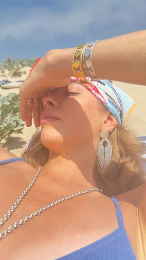 CALO OVAL EARRING