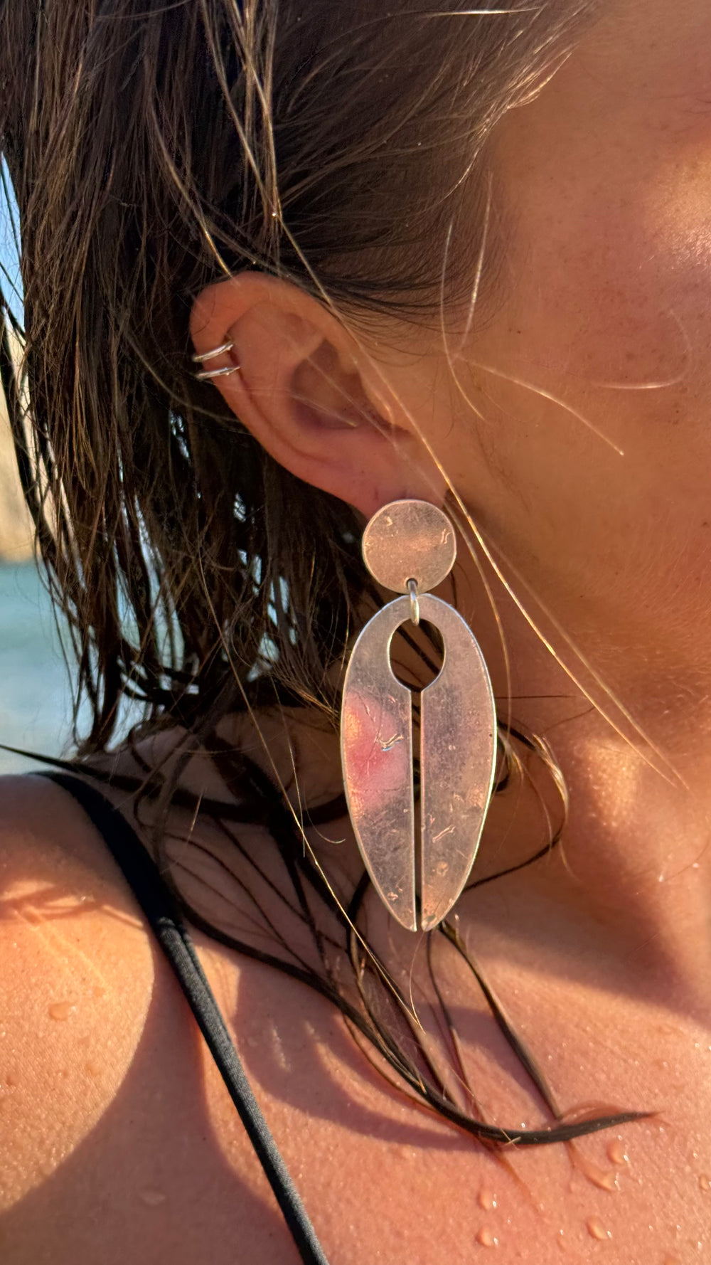 CALO OVAL EARRING