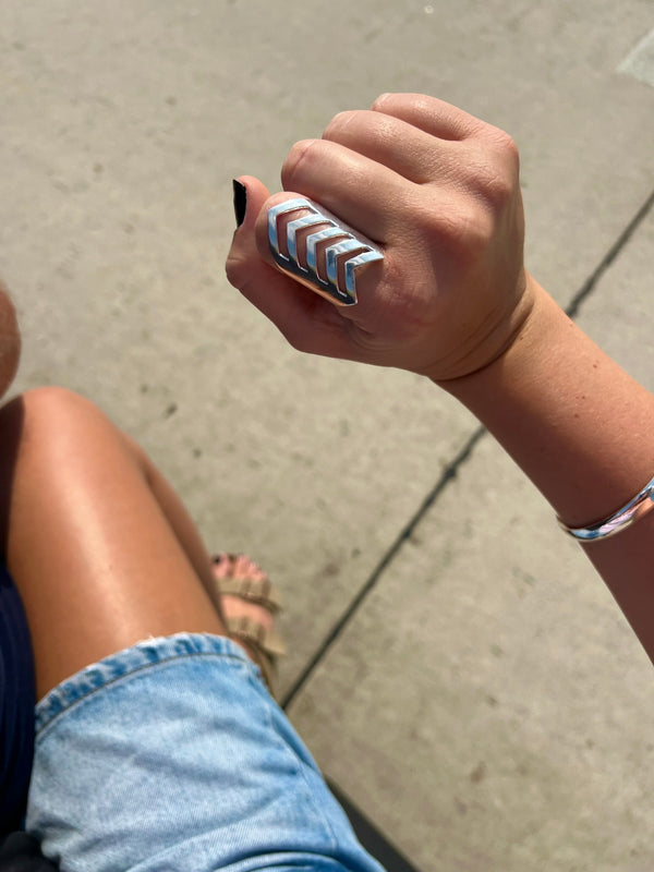 ARROW RING