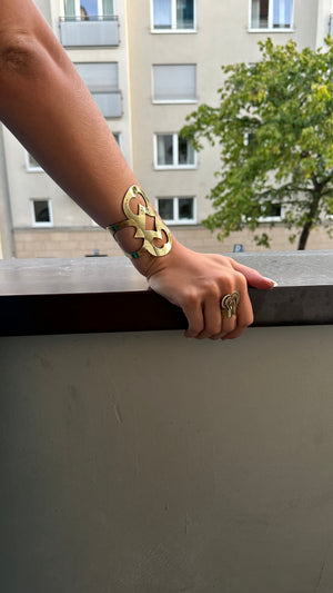 KEY CUFF