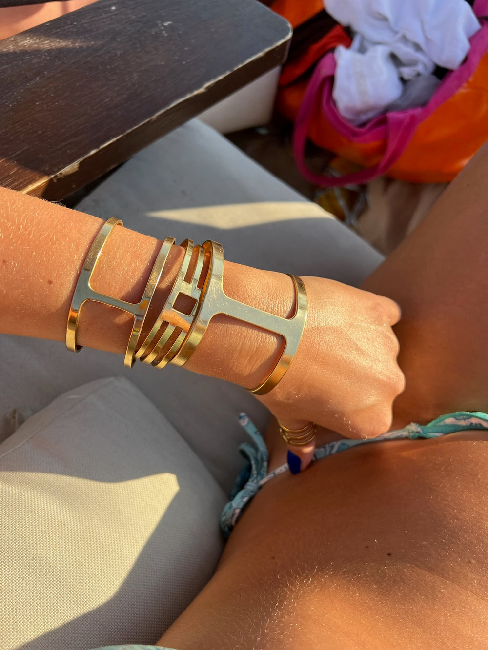 DRAFT CUFF