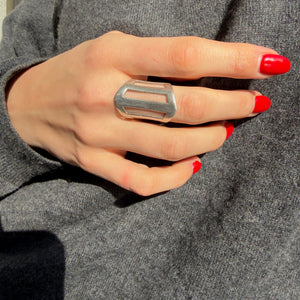 STRIVE RING