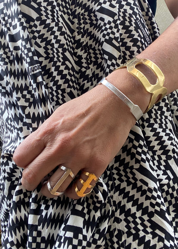 SINGLE RAIL RING