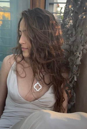 OPEN KEY NECKLACE