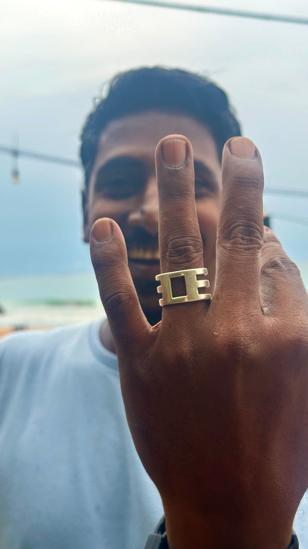 UNISQUARE RING