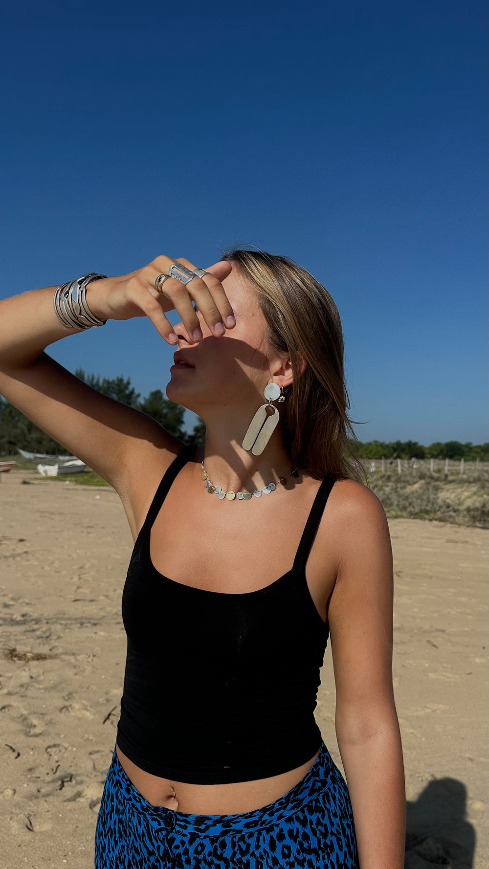 CALO STRETCH EARRING